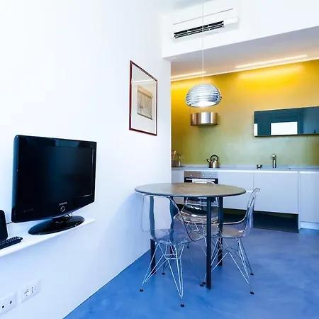 Nuvola 24, Luxurious With Sea View Apartment *
